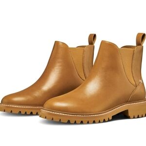 Women's Tan Chelsea Lug Sole Ankle Boots